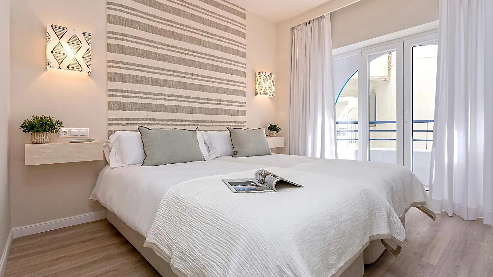 Genteel Home Marbella House Beach 0*,  Spain